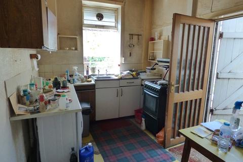 108 Copster Hill Road, Oldham, OL8 1QD
