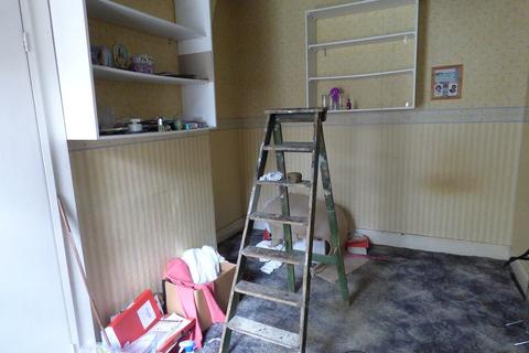 108 Copster Hill Road, Oldham, OL8 1QD