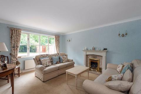1 Hayside Walk, Malpas, SY14 8PE