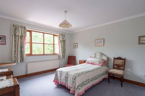 1 Hayside Walk, Malpas, SY14 8PE