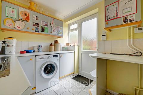 12 Philips Close, Rayne, Braintree, CM77 6DB