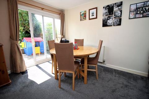27 Heathgate, Yatton, Bristol, BS49 4DY
