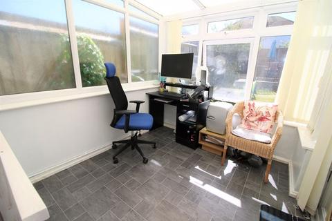 27 Heathgate, Yatton, Bristol, BS49 4DY