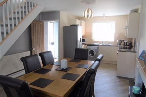 5 Chestnut Close, Kingsbury, Tamworth, B78 2JA