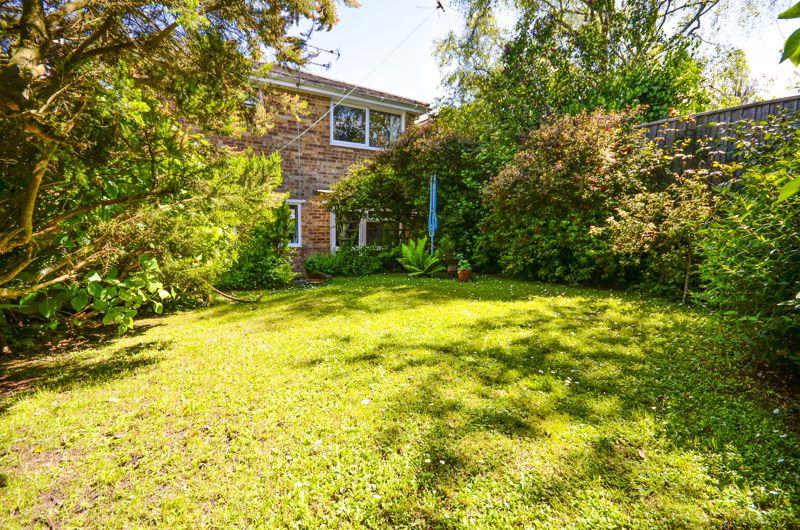 Drive, Brixham 3 bed detached house £275,000