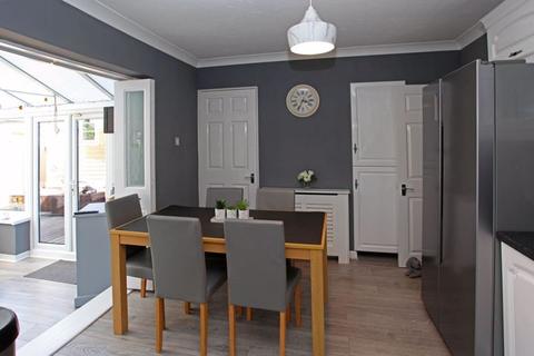 38 Bowling Green Lane, Albrighton, Wolverhampton, WV7 3HL