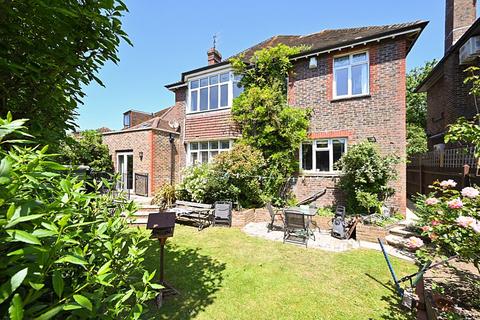 8 The Upper Drive, Hove, BN3 6GN