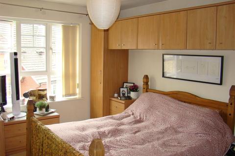 23 Beckets View, Northampton, NN1 5NQ