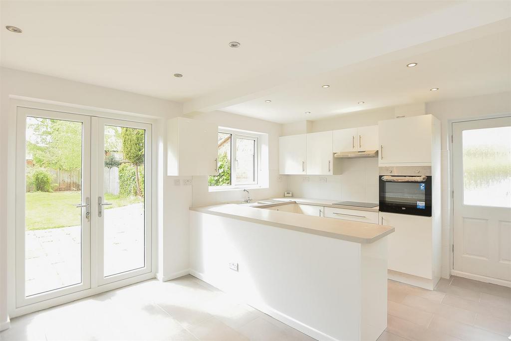Appleton Court York 4 bed detached house to rent £1,600