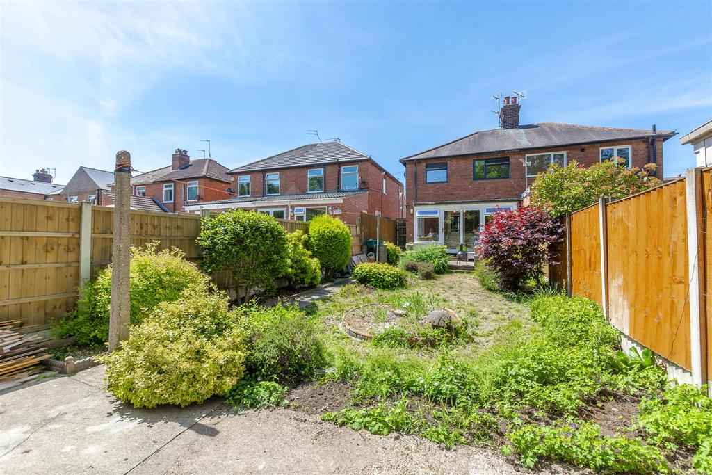 Conway Street, Long Eaton 3 bed semidetached house £155,000