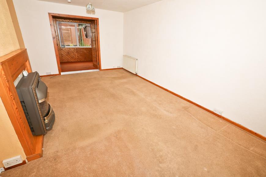 Well Road, Glenrothes 3 bed terraced house £89,995