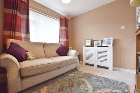 36 Charlecote Avenue, Tuffley, Gloucester, GL4 0TH