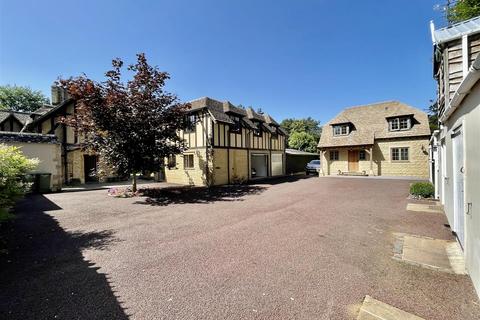 South Lodge Fox Lane, Boars Hill, Oxford, OX1 5DN