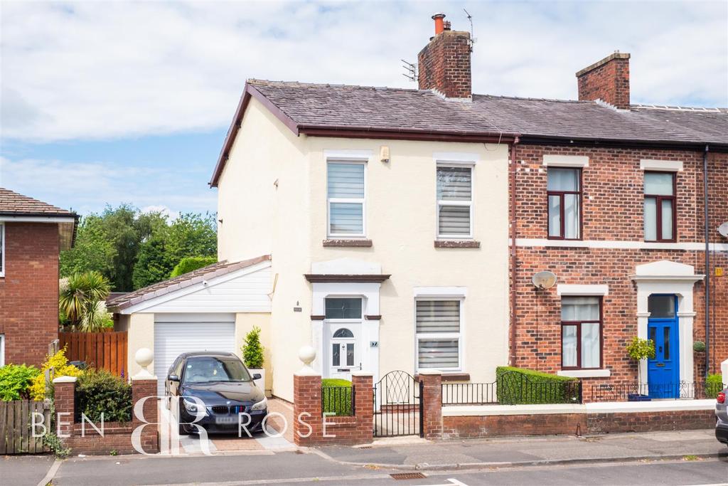 Station Road, Bamber Bridge, Preston 2 bed end of terrace house £155,000