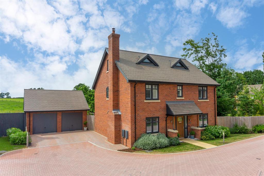 Tawny Hollow off Main Road, Sheepy Magna 6 bed detached house £695,000