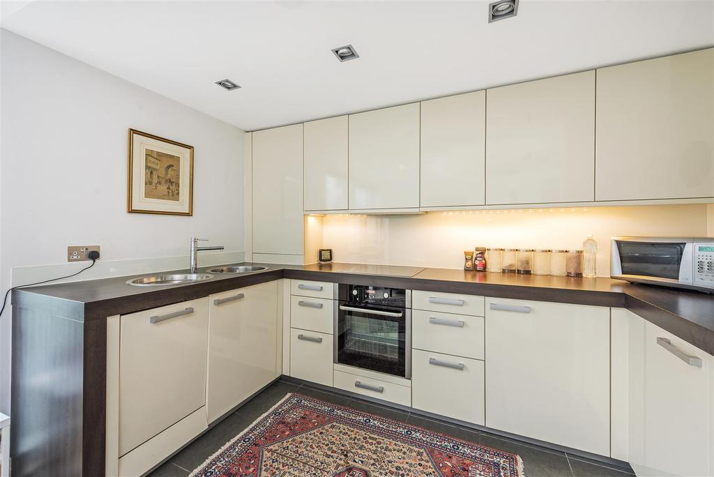 10566 garton jones 26 4 salamanca place 7.jpg