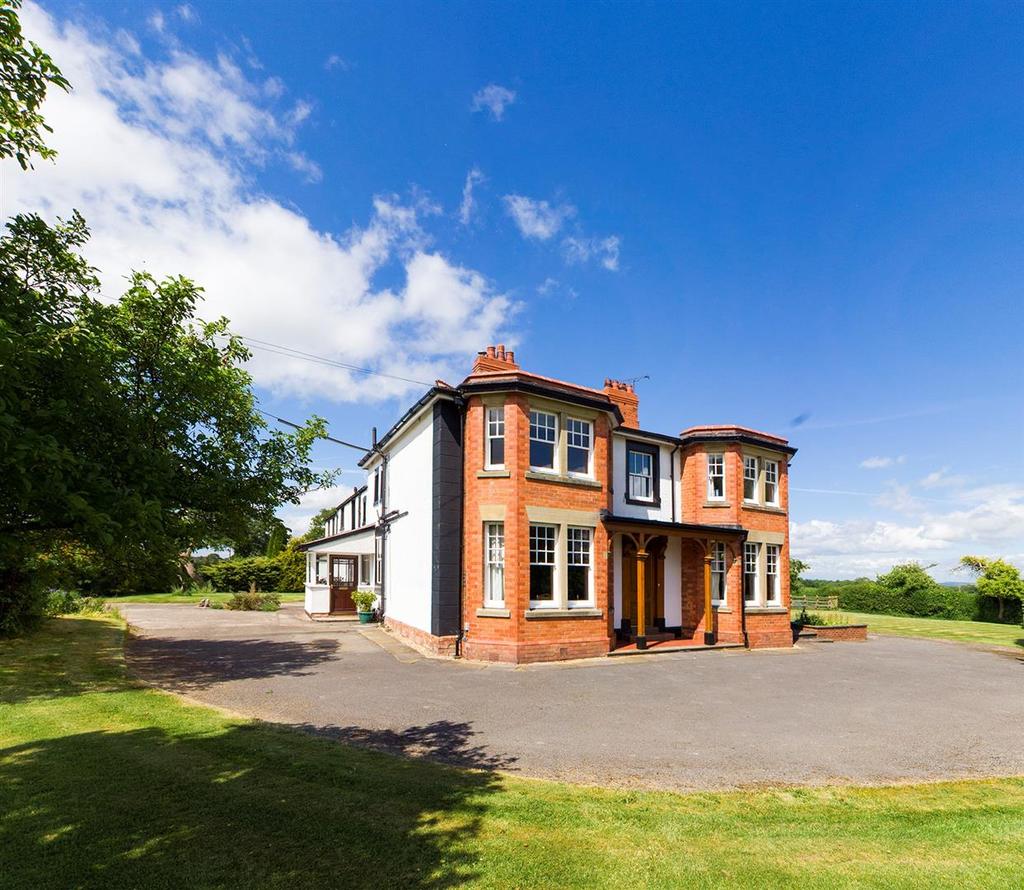 Eyton, Wrexham 6 bed detached house £800,000