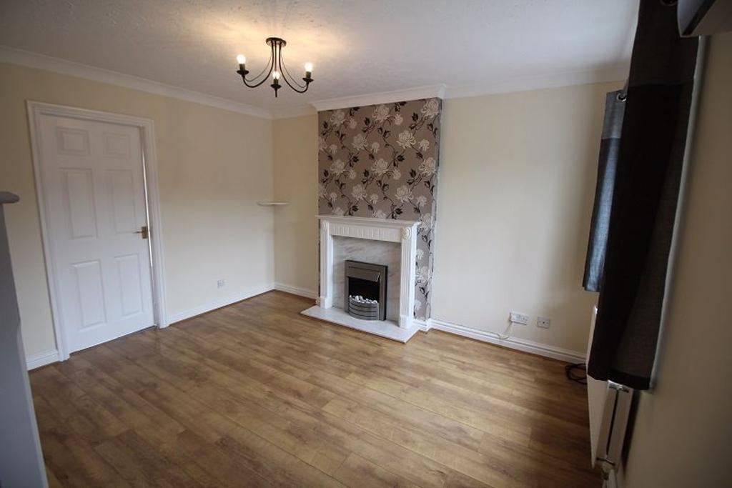 Field Lane, Wistaston 2 bed property £595 pcm (£137 pw)