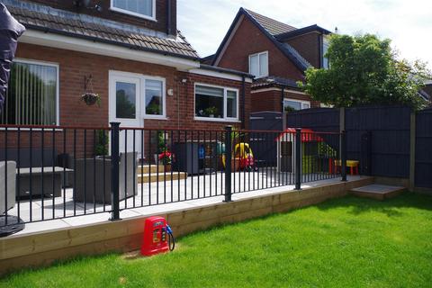20 Fairways, Horwich, Bolton, BL6 5QA