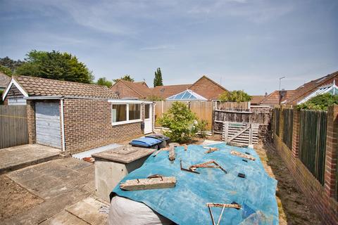 22 Green Lane, Eythorne, Dover, CT15 4DD