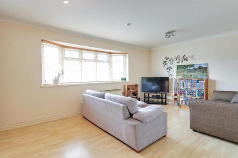 97a Ness Road, Shoeburyness, Southend-on-sea, SS3 9DA