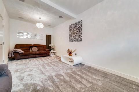 18 Bromley Road, Leyton, London, E10 7AD
