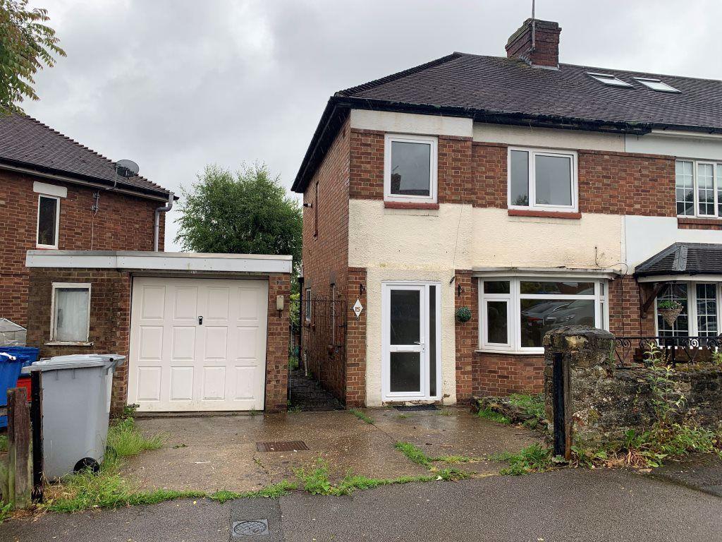 Hillside Avenue, Kettering, Northants 3 bed house £850 pcm (£196 pw)