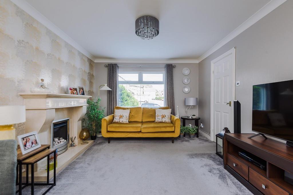 Foxcroft, Burnley 4 bed detached house £265,000