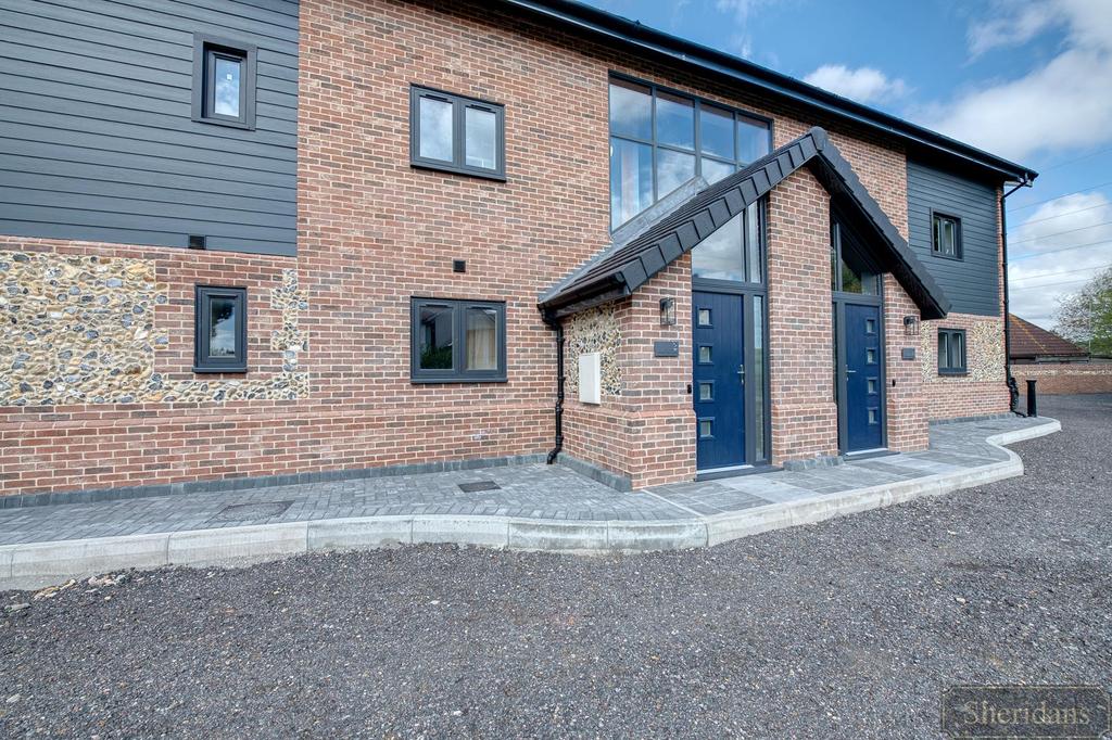 Rushbrooke Lane, Bury St Edmunds 2 bed apartment £275,000