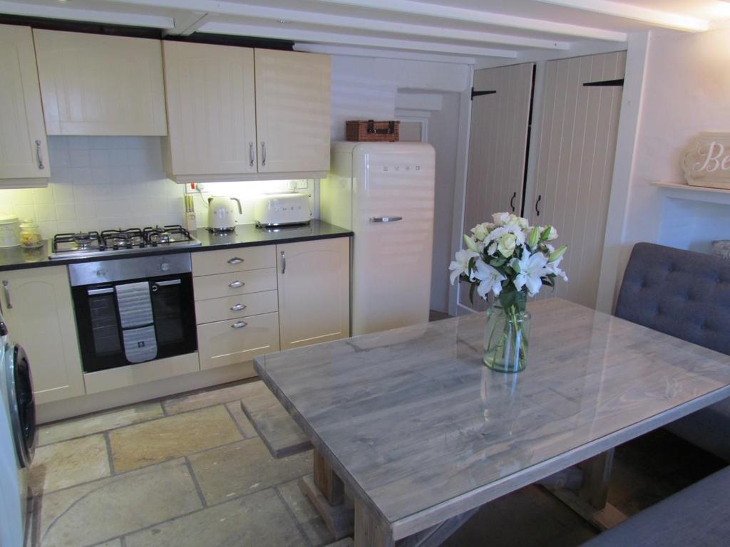 Ruffa Lane, Pickering 2 bed house £250,000
