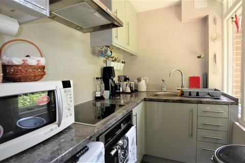 1 bedroom apartment to rent, Abercorn Place, St John's Wood NW8