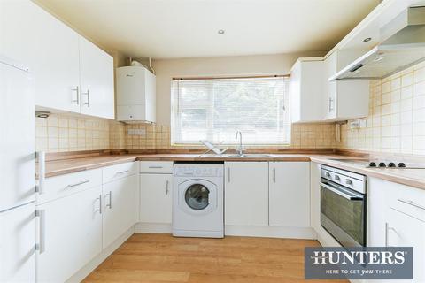 7 The Orchard, Epsom, KT17 1NN