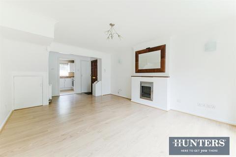 7 The Orchard, Epsom, KT17 1NN