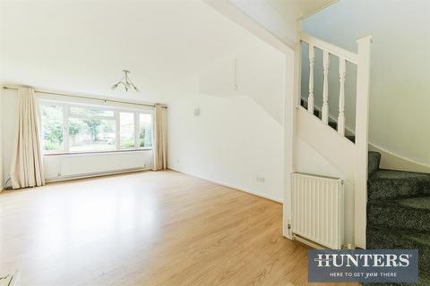 7 The Orchard, Epsom, KT17 1NN