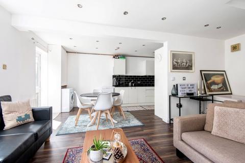 4 bedroom mews for sale, Abinger Mews, Maida Hill