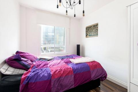 28 Abinger Mews, London, W9 3SP