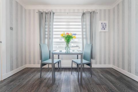 64 Bannachra Crescent, Alexandria, G83 0LQ