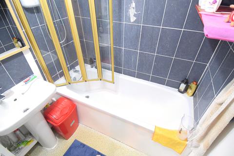 39 Chartwell Close, Greenford, UB6 8LP