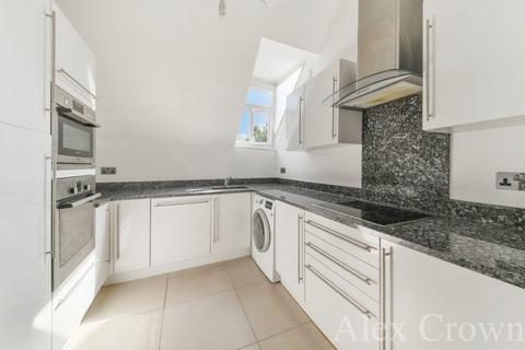 3 bedroom flat to rent, Fitzjohns Avenue, Hampstead