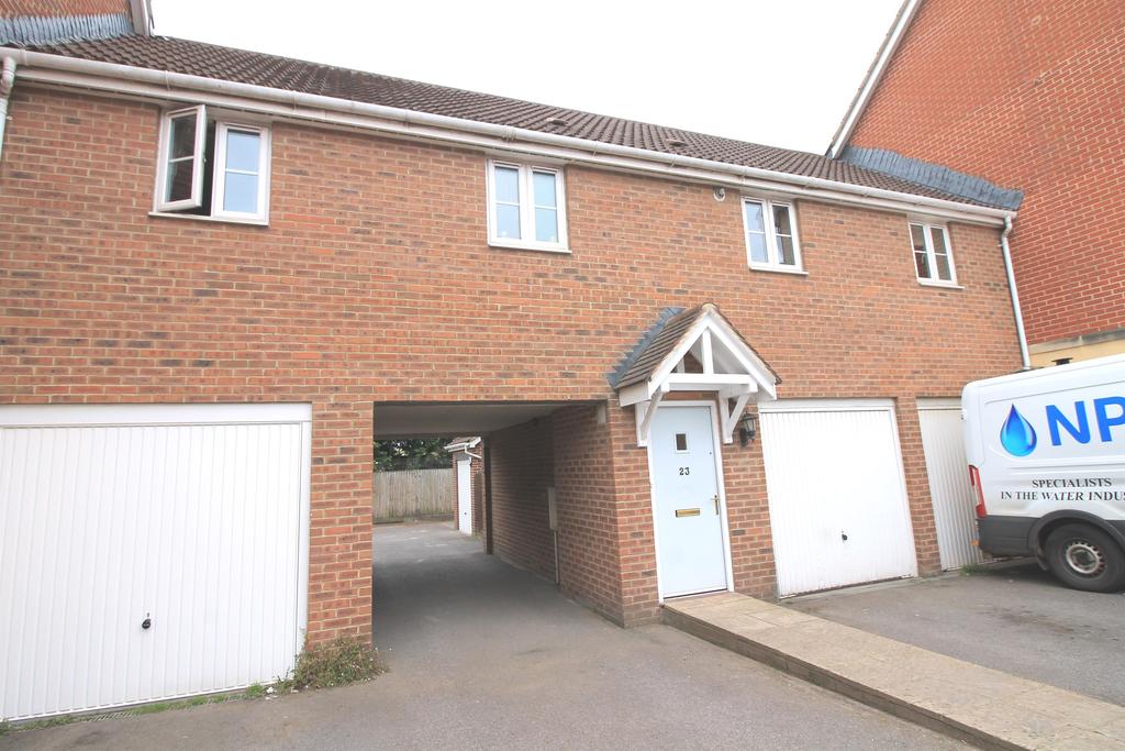 Brunel Way, Yatton, Bristol, BS49 4RH 2 bed coach house £210,000