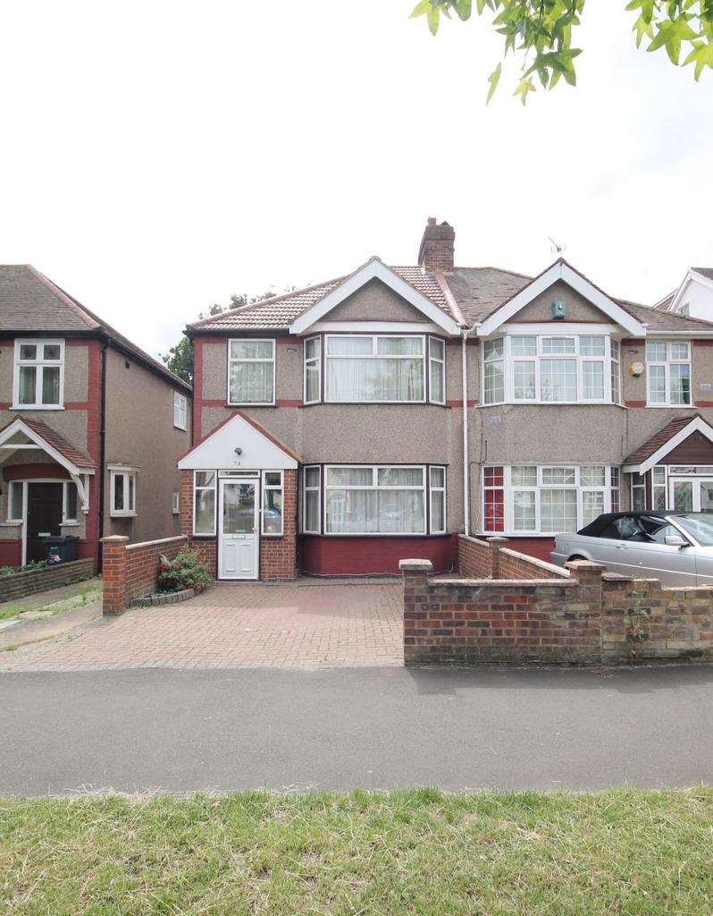 3 Bed Semi Detached House * OFFERS IN ACCESS OF