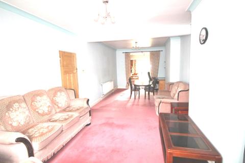 74 Worton Way, Isleworth, TW7 4AU