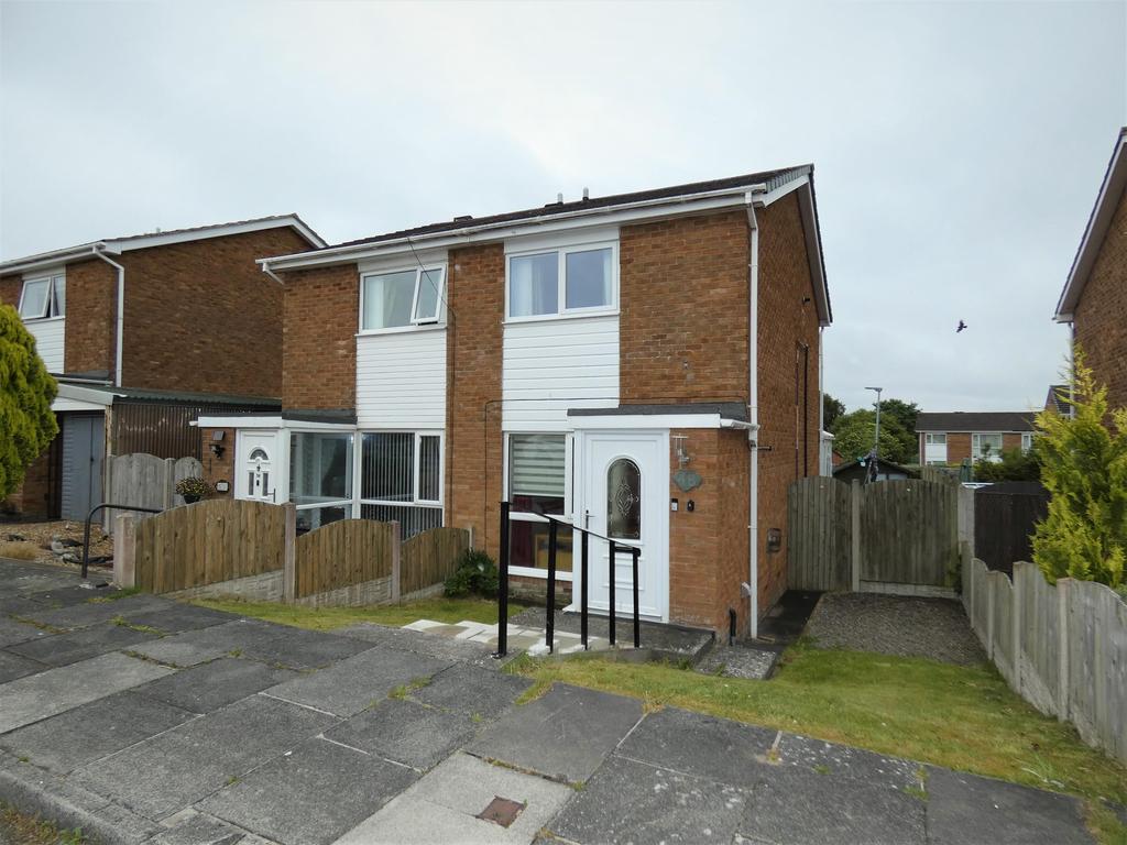 Hebden Avenue, Carlisle, CA2 6TT 2 bed semidetached house £110,000