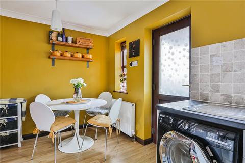 16 Poplar Close, Burstwick, Hull, HU12 9HZ