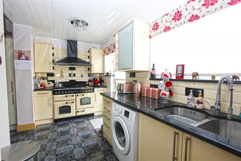 19 Waddon Close, Croydon, CR0 4JT