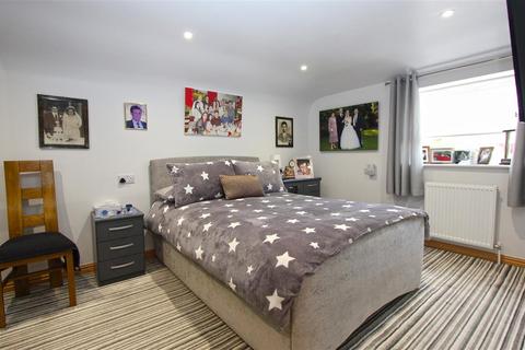 19 Waddon Close, Croydon, CR0 4JT