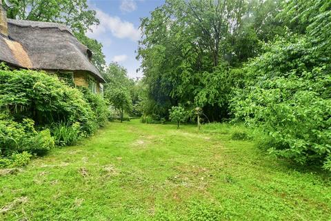 Wildwood Chandlers Road, Meopham, Gravesend, DA13 0DB