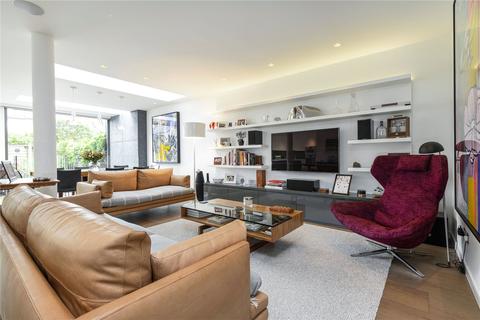 80 Thurleigh Road, London, SW12 8UD
