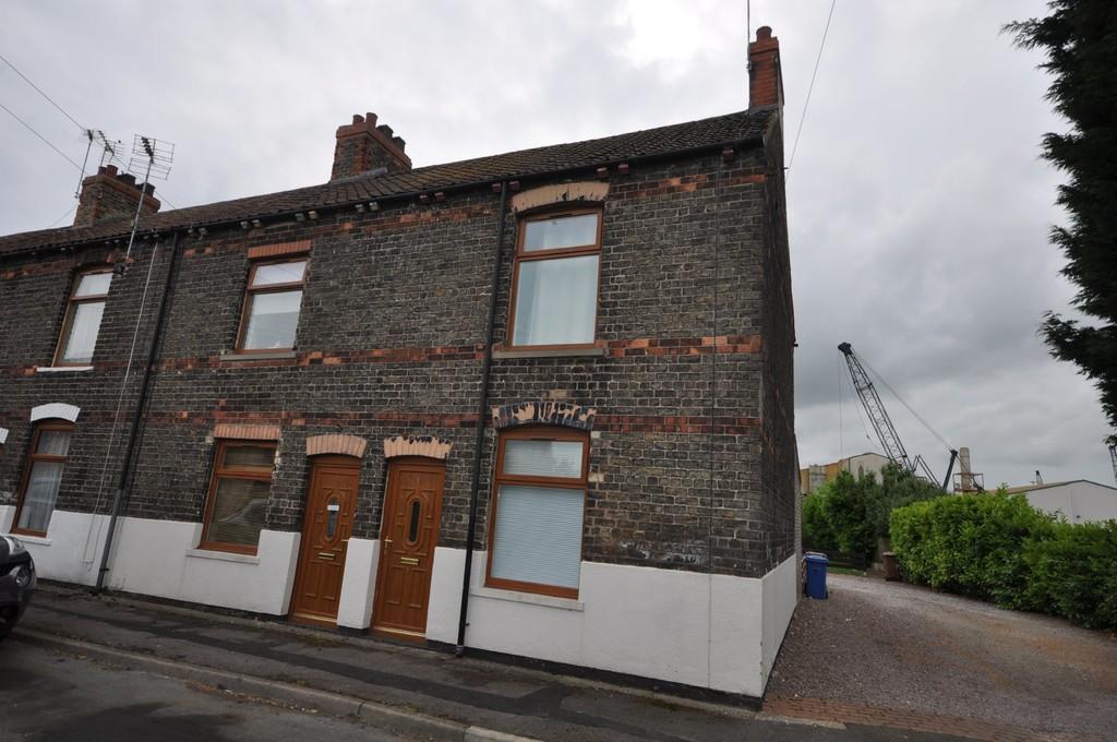 New Row, Howden Dyke, Goole 2 bed end of terrace house £500 pcm (£115 pw)