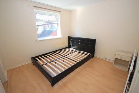 33 Catherine Street, Cardiff, CF24 4EF